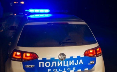 RACIJA U GRADIŠCI: Uhapšena tri lica zbog konzumiranja kokaina i napada na policajce
