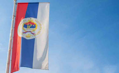 U Јanji poskidane zastave Srpske i Grada Bijeljina