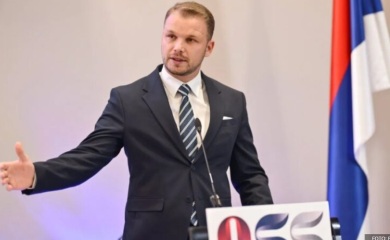 Stanivuković o kritikama i odnosima: Ne gasim PDP, produžavam mu život