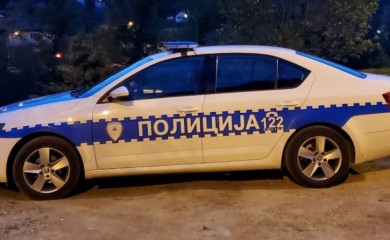 Tuča u banjalučkom lokalu, policajac udaren u međunožje
