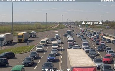 Osam kilometara duga kolona na auto-putu Bregana-Lipovac