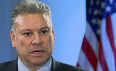 ESKOBAR: Ako Kosovo ne želi novu Republiku Srpsku, mora da kaže šta želi