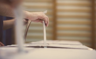 Sudeći po biračkom spisku, BiH ima jedan odsto maloljetnika