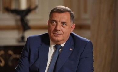 Dodik: Pripremamo uredbu o hapšenju i deportaciji Šmita iz Srpske