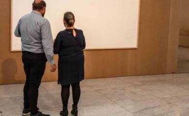 “Uzmi novac i bježi”! Danski umjetnik predao prazne okvire kao umjetničko djelo