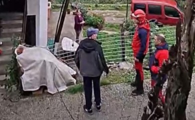Spasioci se probili u Klis, evakuišu se mještani