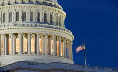 DEĐANSKI: Ako pobijede republikanci, Srbi bi mogli da se nadaju bar razumijevanju