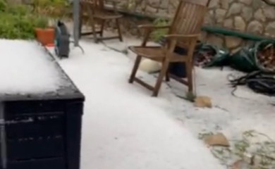 Veliko nevrijeme u Dalmaciji, vozila oko Splita u bujicama vode
