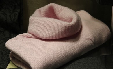 Skupio vam se džemper tokom pranja? Ovaj trik će mu vratiti prvobitni izgled