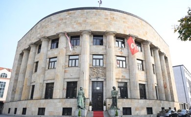 Stanivuković zaprijetio: Palata predsjednika biće u mraku, zatvorićemo parking kod Vlade