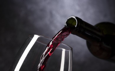 Misica i njen partner ukrali iz restorana vino vrijedno 1,7 miliona evra