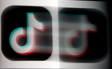 Amerika razmatra potpunu zabranu TikToka
