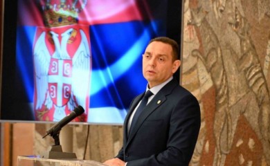 Ugrožena fotelja Aleksandra Vulina u BIA, mogući nasljednik Zlatibor Lončar?