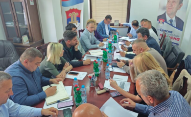 Blanuša se povlači u korist Stanivukovića