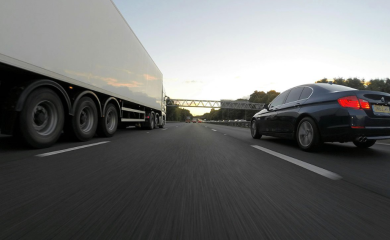 Evropska zemlja u jednoj noći promijenila stranu vožnje: Signalizaciju zamijenili za četiri sata