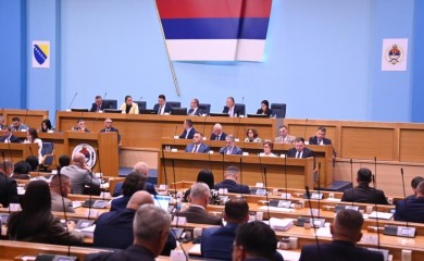 Posebna sjednica o vetu Cvijanovićeve