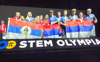 Banjalučki osnovci među najboljima na svijetu: Učenici OŠ „Sveti Sava“ osvojili 17 priznanja na STEM olimpijadi u Rimu