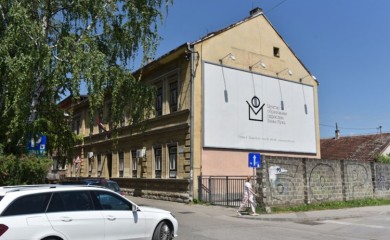 Nova zanimanja napunila klupe Centra za obrazovanje odraslih