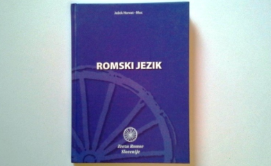 Đaci petog razreda uče o romskom jeziku