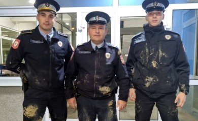 Herojski potez: Policajci pronašli i spasili starijeg muškarca