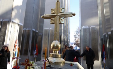 Otkriveno i osveštano Centralno spomen-obilježje poginulim borcima VRS u Banjaluci