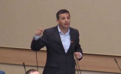 Vukanović u parlamentu poručio: Autom ću blokirati puteve u Republici Srpskoj (VIDEO)