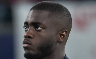 Fudbaler Bajerna angažovao operskog pjevača da bi bio glasan na terenu