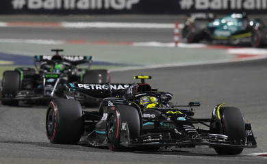 HAMILTON: Nema priče o novom ugovoru, ja sam i dalje u Mercedesu