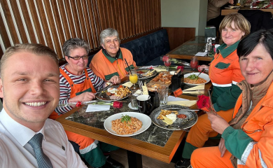 "Najdraži ručak" Stanivuković u društvu radnica banjalučke "Čistoće"