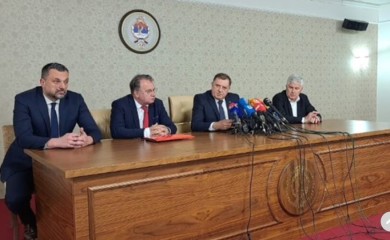 Milijarde blokirane zbog politike: Novac osiguran, a investicije čekaju jer se koalicija na nivou BiH ne može dogovoriti