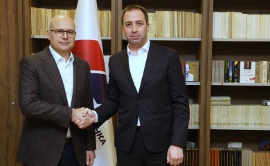 Selak i Vučević: Zajedničkim djelovanjem zaštititi interese Srba