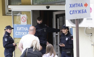 Ljekari se oglasili o zdravstvenom stanju povrijeđenih u masakru u Srbiji