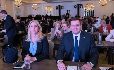 Cvijanović i Kovačević: SNSD u punom gasu, opozicija u rasulu