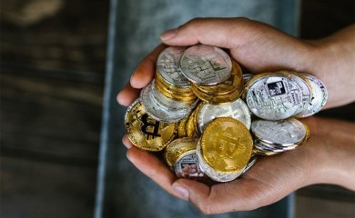 Bajnens: Bitkoin blago na 26.900 evra