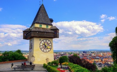 Grac na ivici bankrota