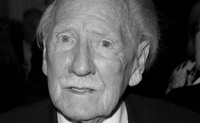 Preminuo glumac Lesli Filips