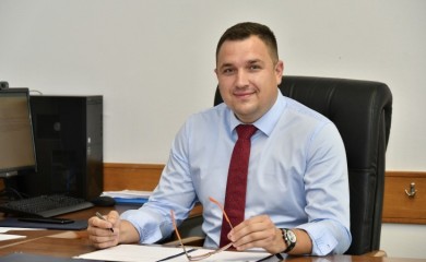 Ministru Lučiću predložen pritvor