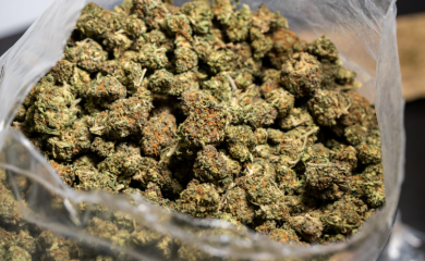 Uhapšen na pumpi zbog posjedovanja više od dva kilograma marihuane