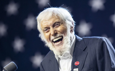 Dick Van Dyke (99) vjeruje da je izbacivanje dvije navike bilo presudno za njegovu dugovječnost