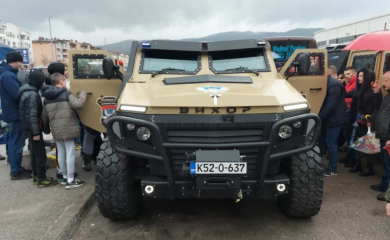 Izložba vozila MUP-a RS nakon defilea