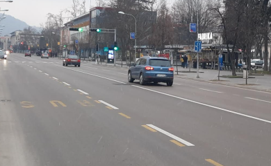 Vozači vozite oprezno: Putevi prohodni, poledica usporava saobraćaj