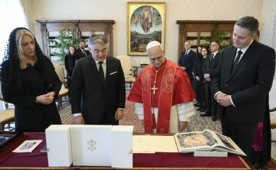 Članovi Predsjedništva BiH sastali se sa papom Lavom XIV u Vatikanu