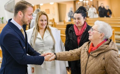 Stanivuković na uskršnjoj misi: Banjaluka grad u kojem ima mjesta za sve