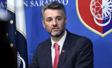 Teški dani za ministra Fortu: U dvije sedmice izgubio i oca i majku