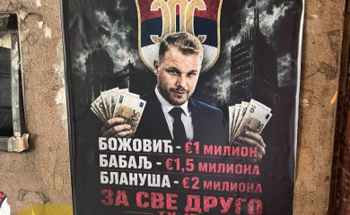 Osvanuli plakati po Banjaluci: Da li Stanivuković kupuje članove SDS-a?