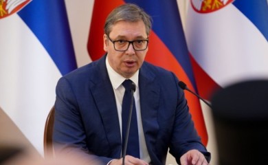 VUČIĆ: Neka Helez dokaže da sam pucao sa brda kod Sarajeva ili podnese ostavku