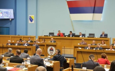 Poslanici danas neće raspravljati o "mirnom razdruživanju"