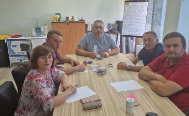 Pet sindikata u Srpskoj sprema proteste: “Pokraj Dvora, istrajat’ se mora”