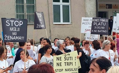 Počeo protest u Jablanici: Velika podrška pretučenoj radnici