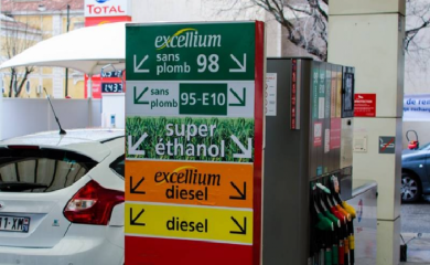 Redovi na benzinskim pumpama zbog nestašice goriva